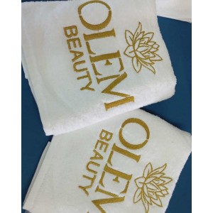 Logolu Havlu – Toptan Özel Üretim (Nakış & Baskı)