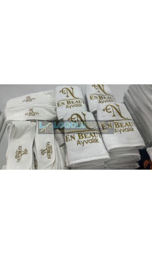 Beyaz güzellik havlu seti gold logo nakışlı baş havlusu sedye havlusu saç bandı