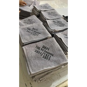 Logo baskılı spor havlusu 