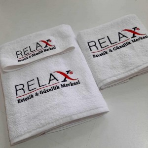 Toptan Logolu Baskılı / Nakışlı Havlu Seti ve Havlu Saç Bandı Toptan Logolu Baskılı / Nakışlı Havlu Seti ve Havlu Saç Bandı