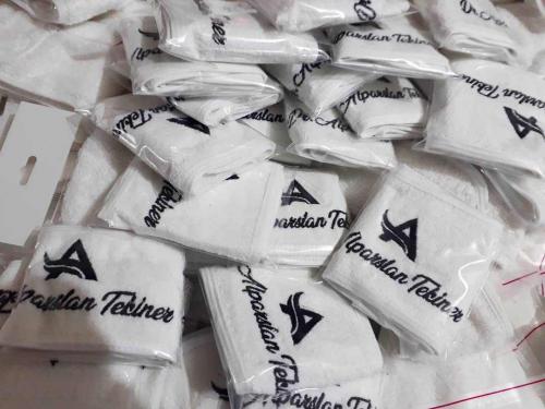 Toptan Logolu Baskılı / Nakışlı Havlu Seti ve Havlu Saç Bandı - Terlik - Bornoz - Bebek Kundak Havlusu 