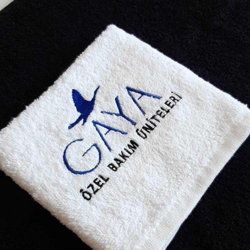 Toptan Logolu Baskılı / Nakışlı Havlu Seti ve Havlu Saç Bandı - Terlik - Bornoz - Bebek Kundak Havlusu 